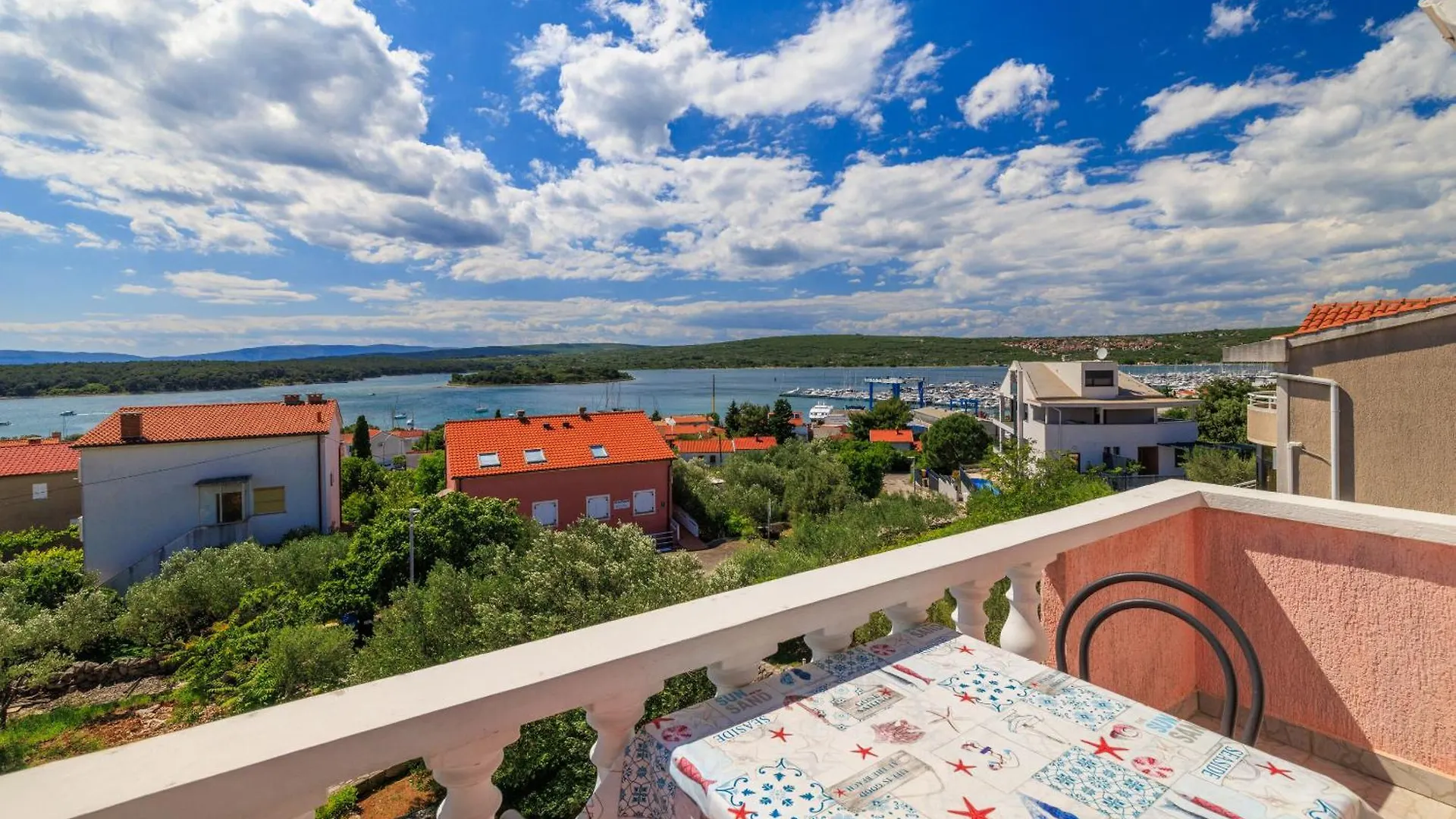 Apartments Krunoslav Punat