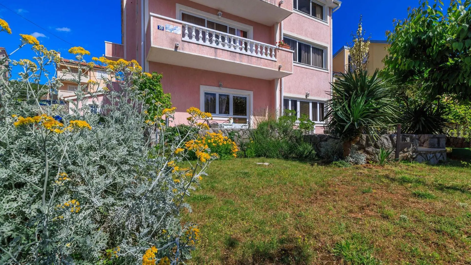 Apartments Krunoslav Punat