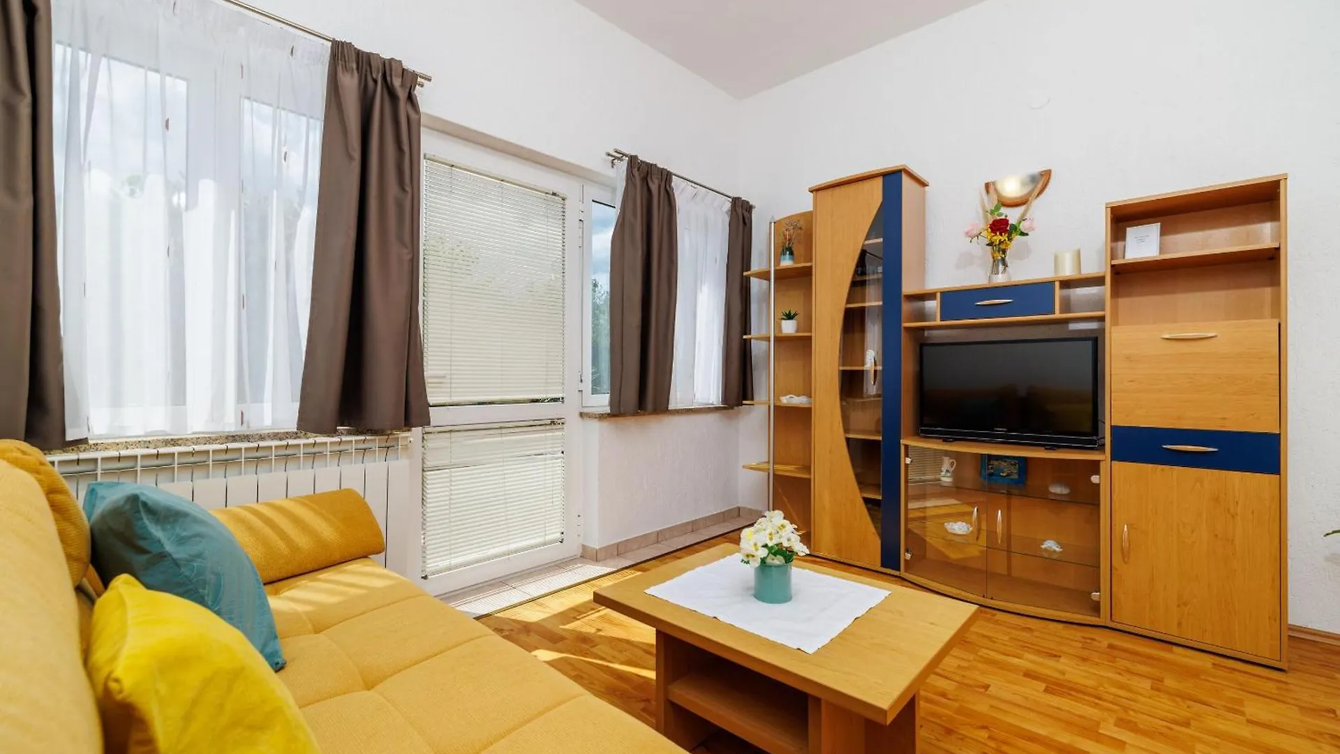 Apartments Krunoslav Punat