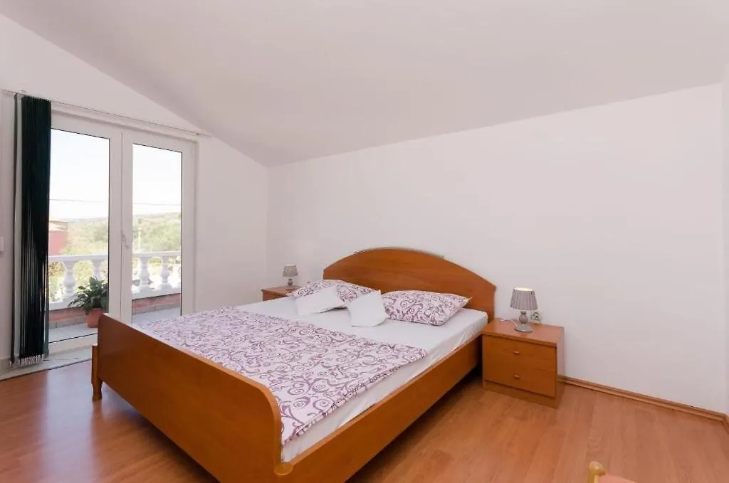 Apartments Krunoslav Punat