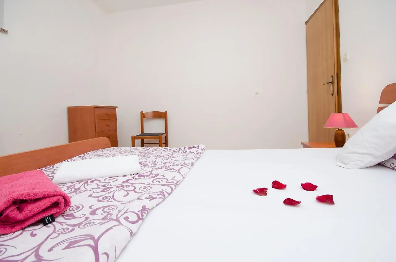 Apartments Krunoslav Punat