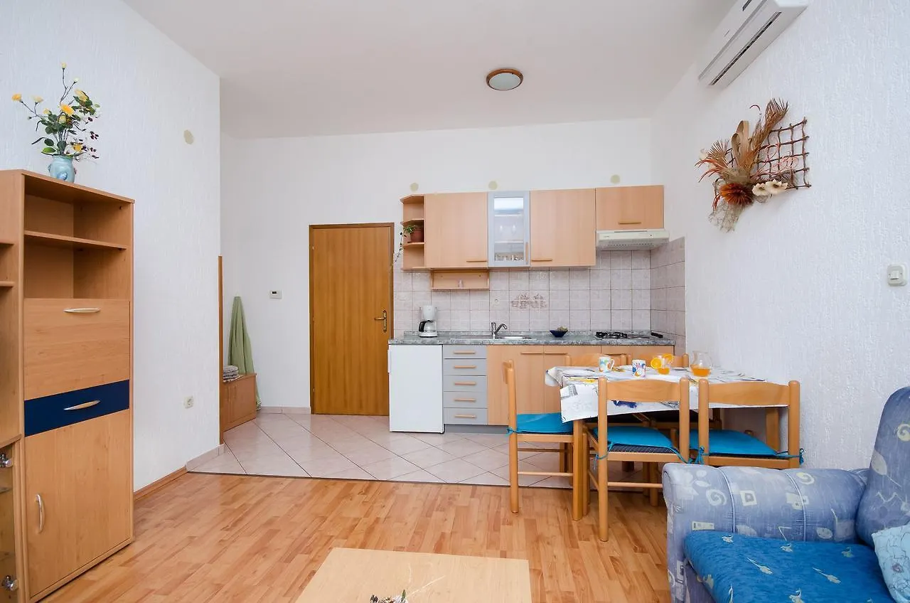 Apartments Krunoslav Punat